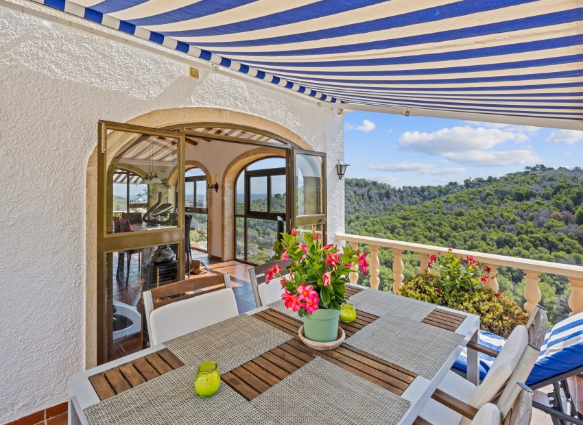 Resale - Villa -
Jávea / Xàbia - Partides comunes - Adsubia