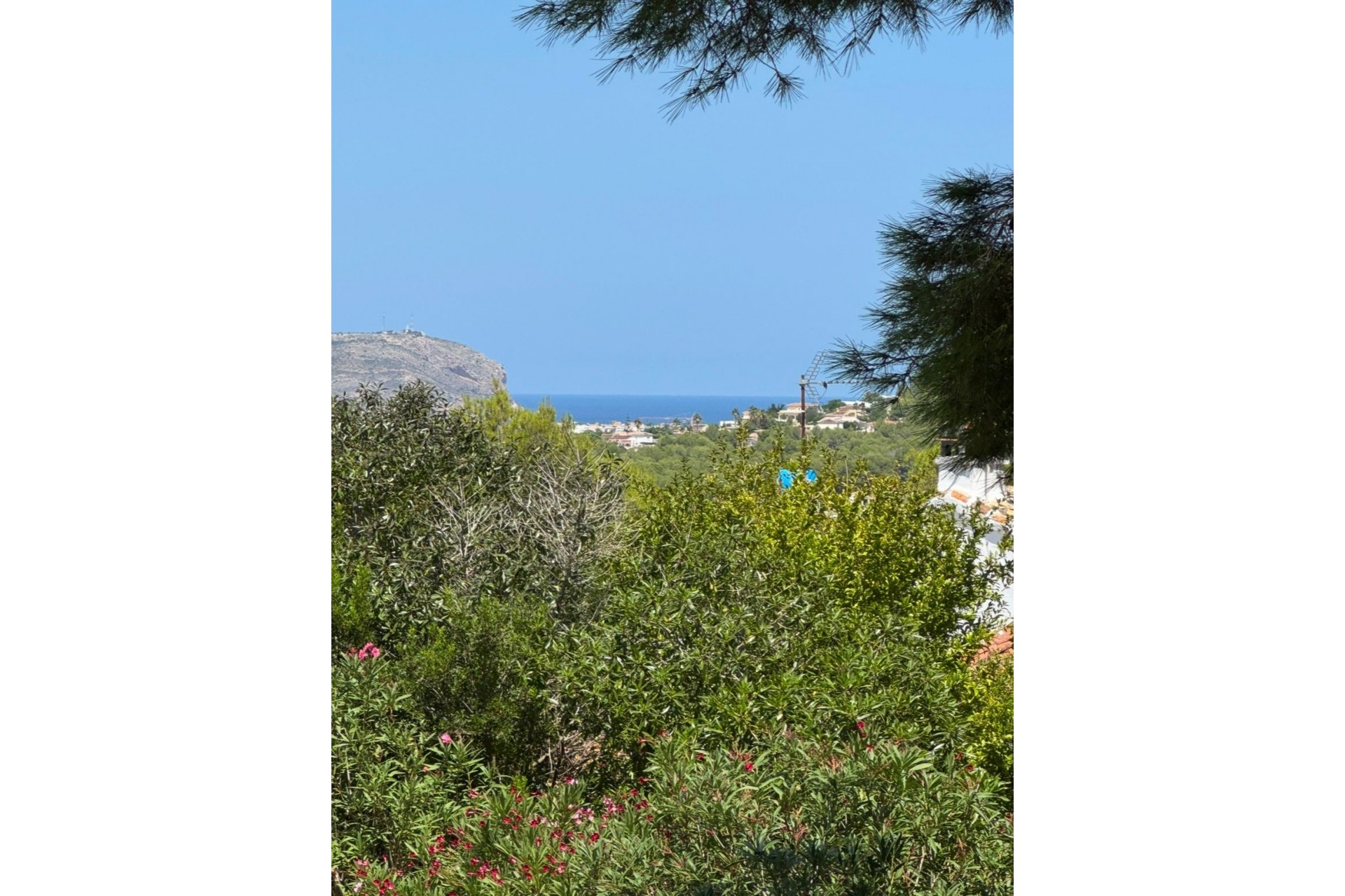 Resale - Villa -
Jávea / Xàbia - Partides comunes - Adsubia