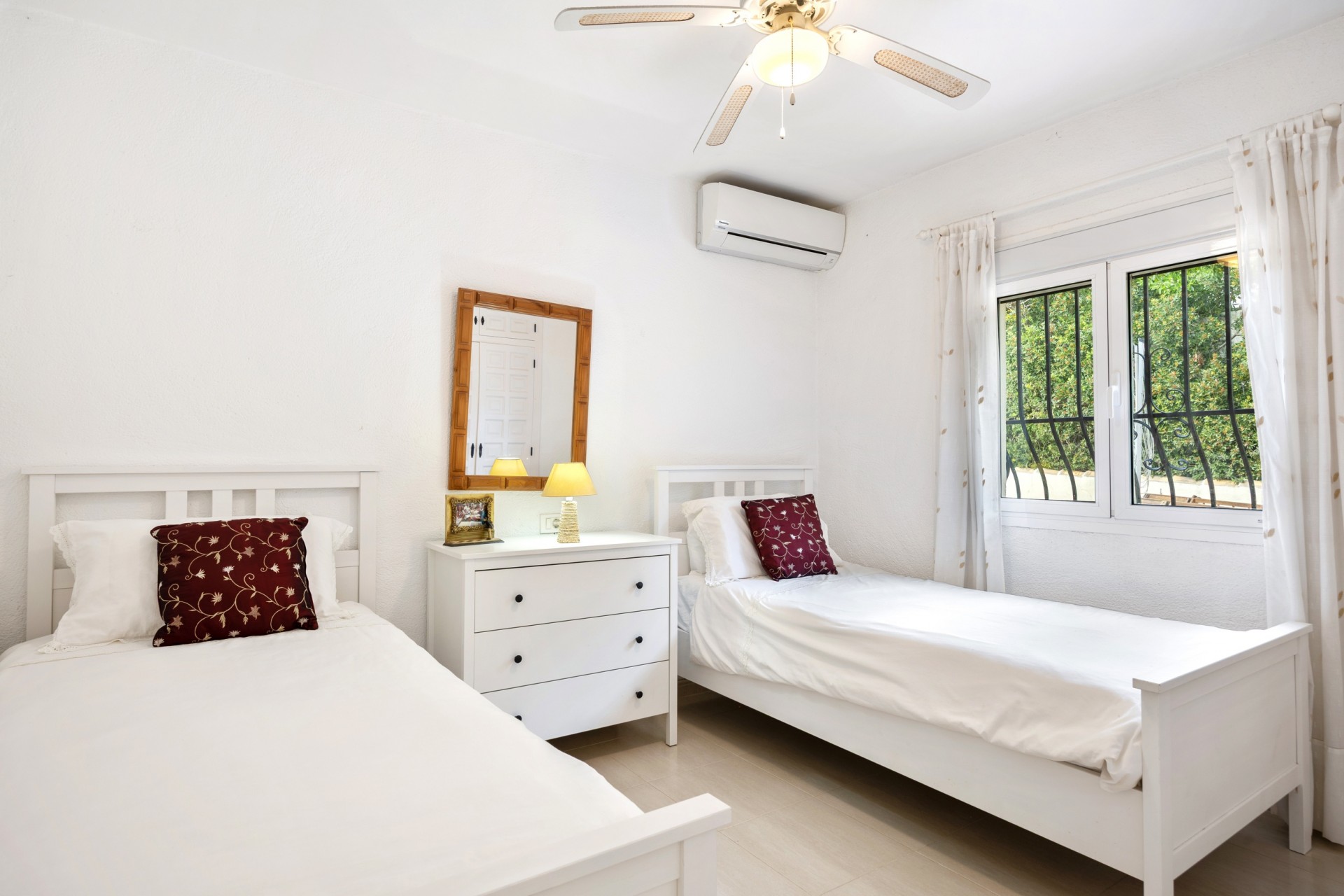 Resale - Villa -
Jávea / Xàbia - Partides comunes - Adsubia