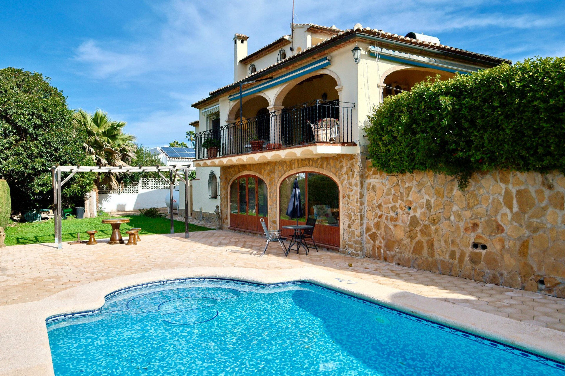 Resale - Villa -
Jávea / Xàbia - Partides comunes - Adsubia