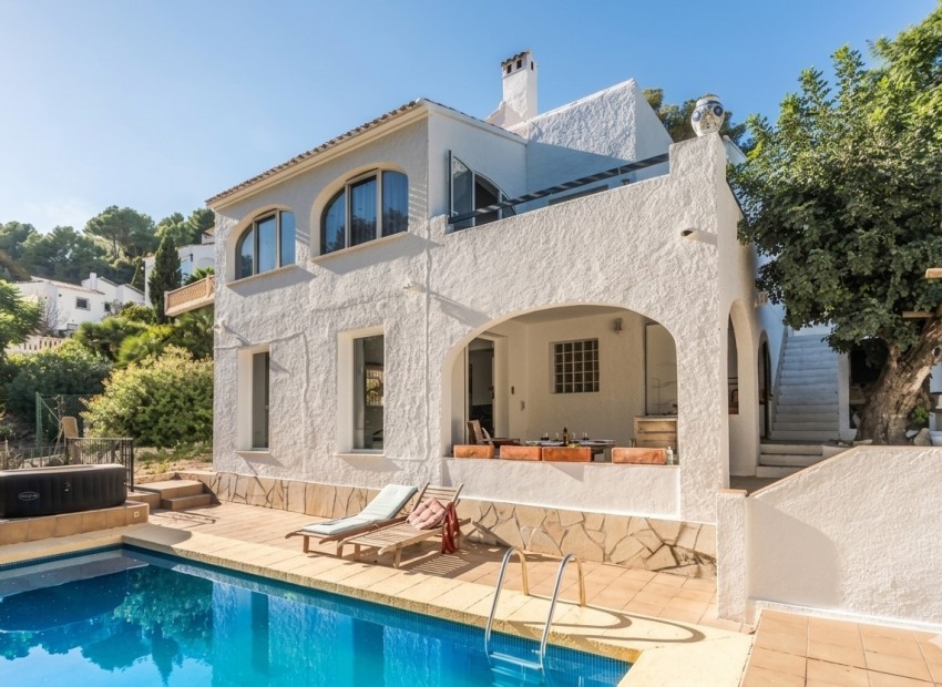 Resale - Villa -
Jávea / Xàbia - Partides comunes - Adsubia