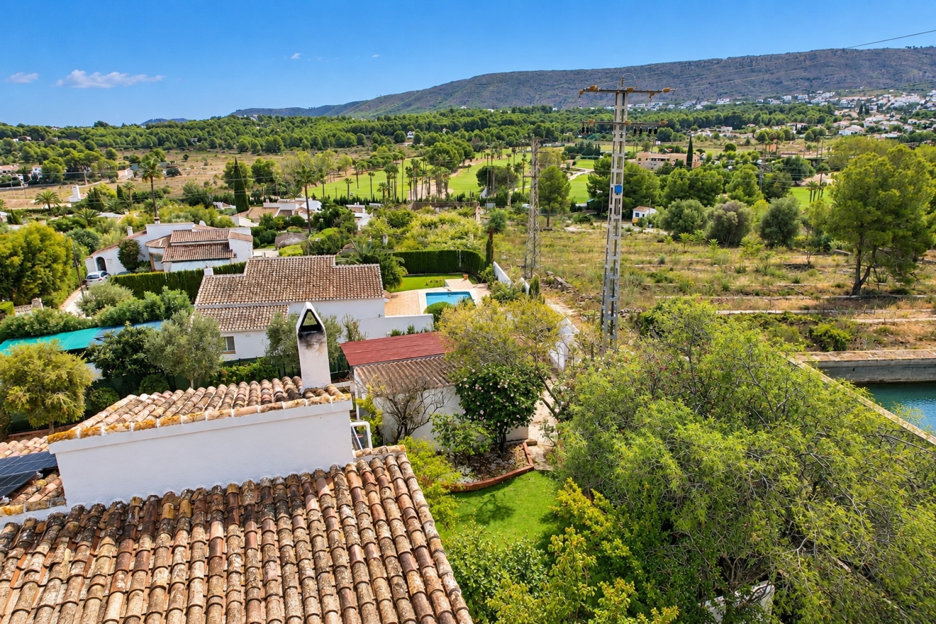 Resale - Villa -
Jávea / Xàbia - Partides comunes - Adsubia