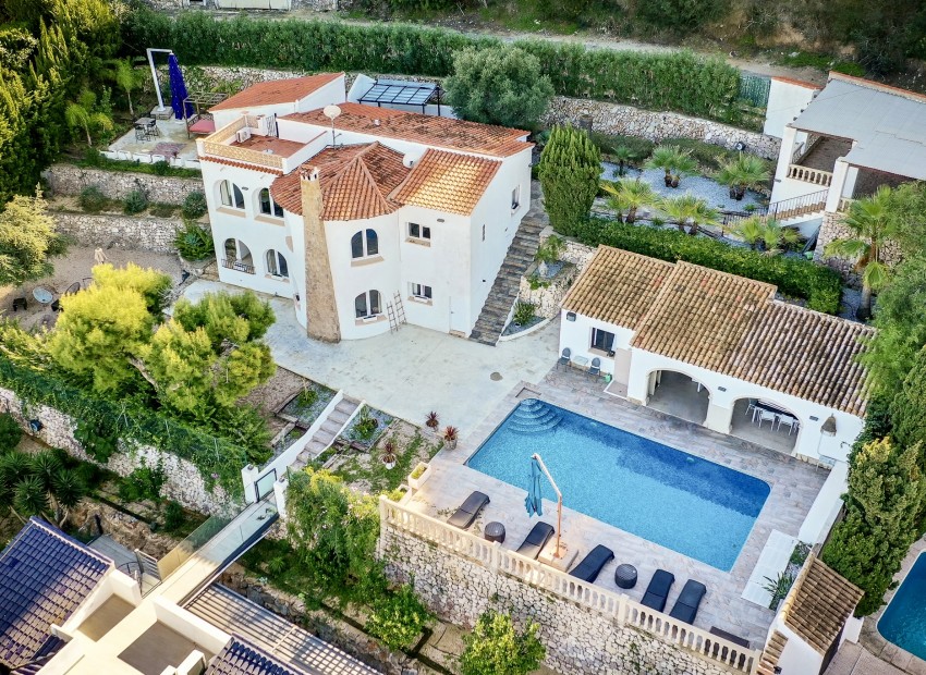 Resale - Villa -
Jávea / Xàbia - Portichol - Balcón al Mar