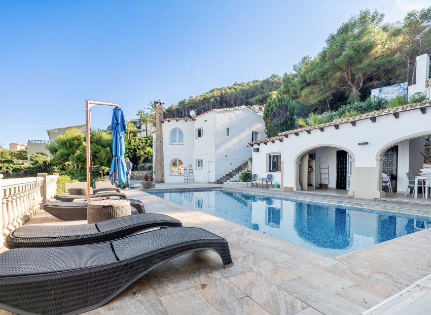 Resale - Villa -
Jávea / Xàbia - Portichol - Balcón al Mar