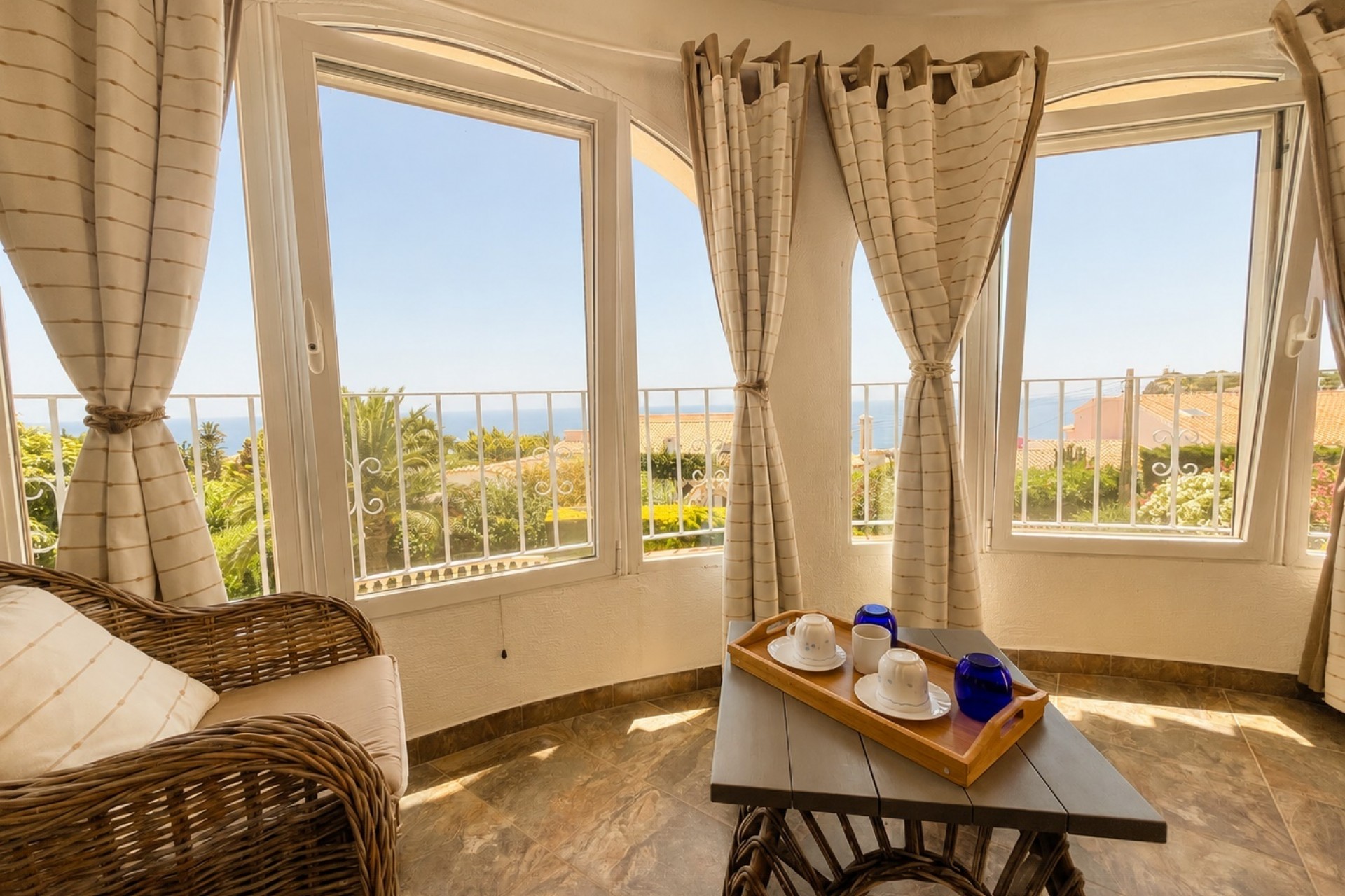 Resale - Villa -
Jávea / Xàbia - Portichol - Balcón al Mar