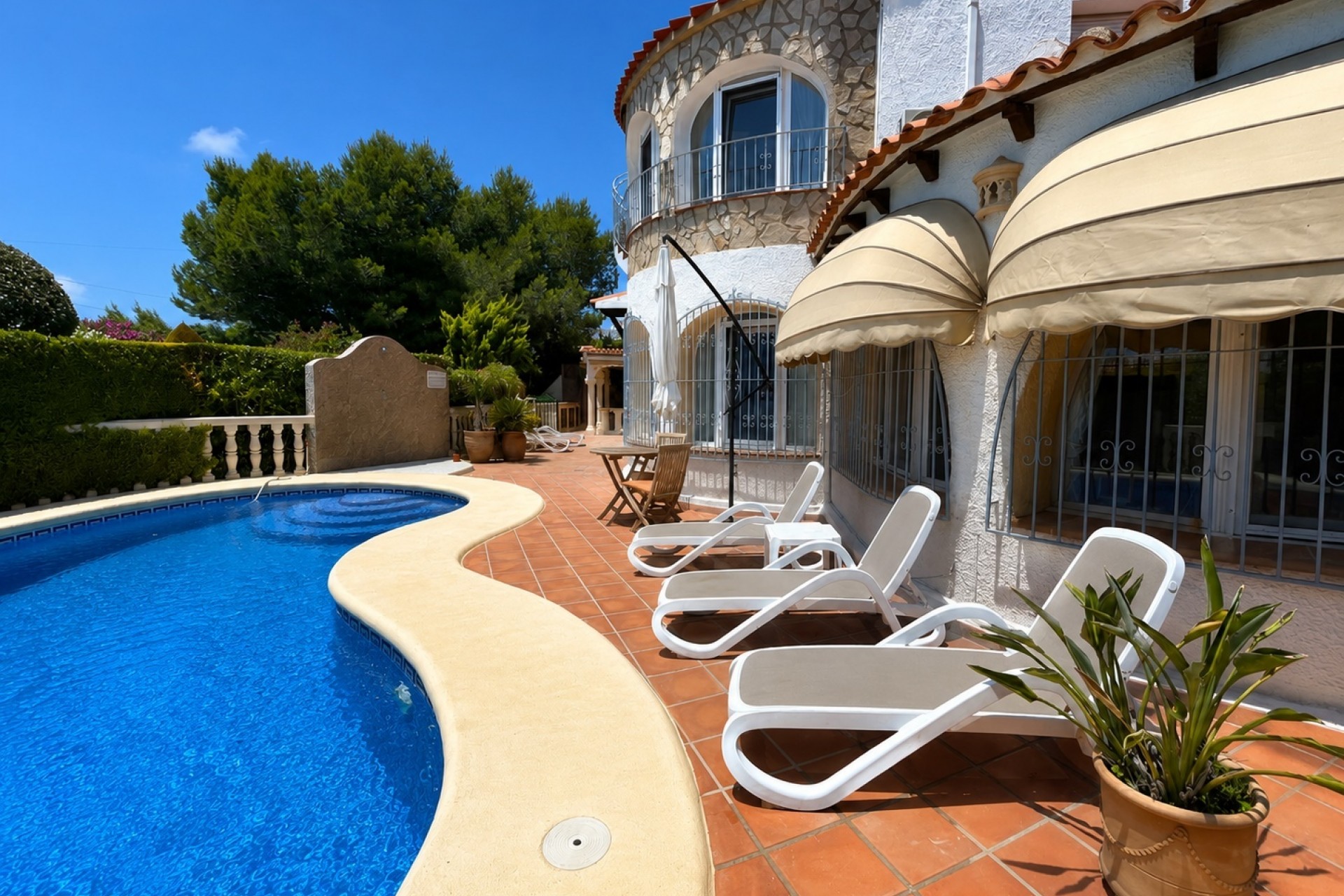 Resale - Villa -
Jávea / Xàbia - Portichol - Balcón al Mar