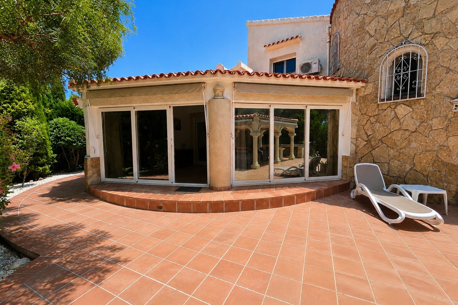 Resale - Villa -
Jávea / Xàbia - Portichol - Balcón al Mar
