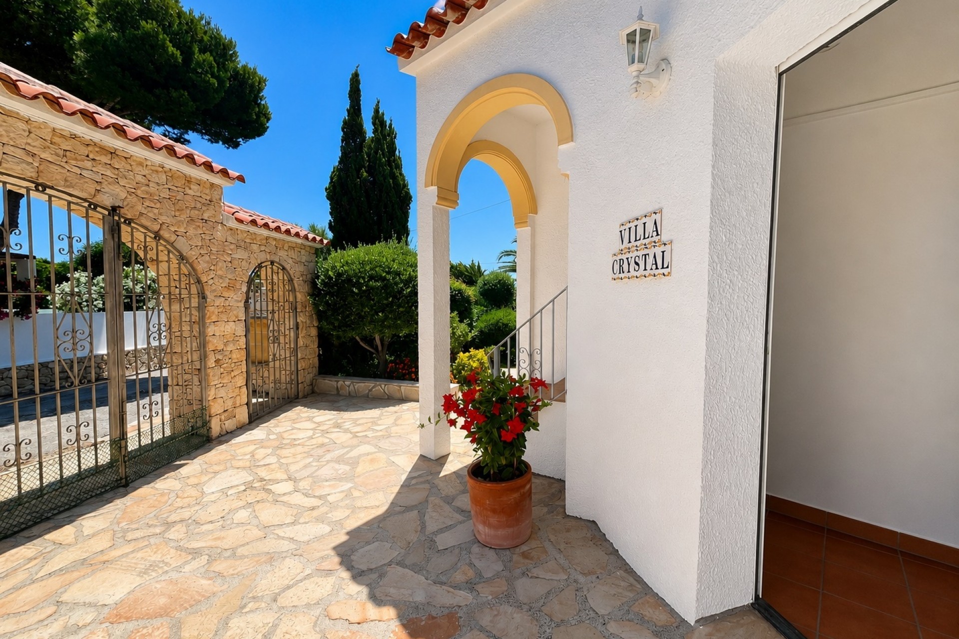 Resale - Villa -
Jávea / Xàbia - Portichol - Balcón al Mar
