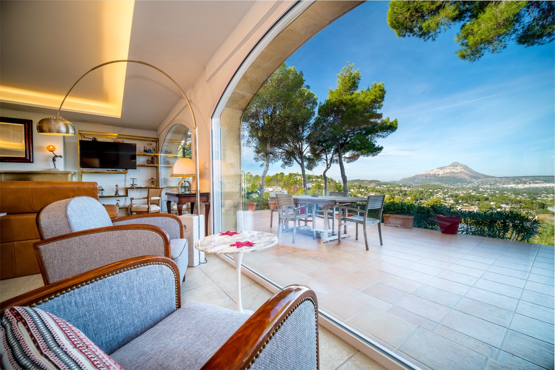 Resale - Villa -
Jávea / Xàbia - Portichol - Balcón al Mar