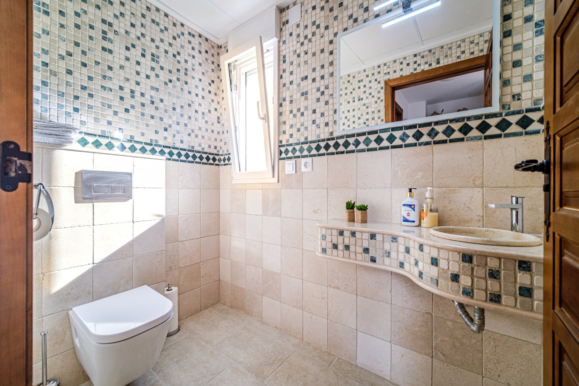 Resale - Villa -
Jávea / Xàbia - Portichol - Balcón al Mar