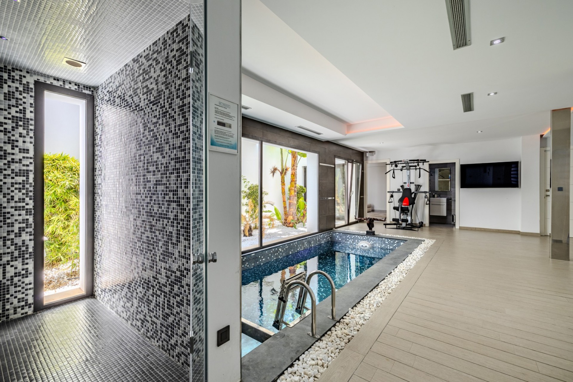 Resale - Villa -
Jávea