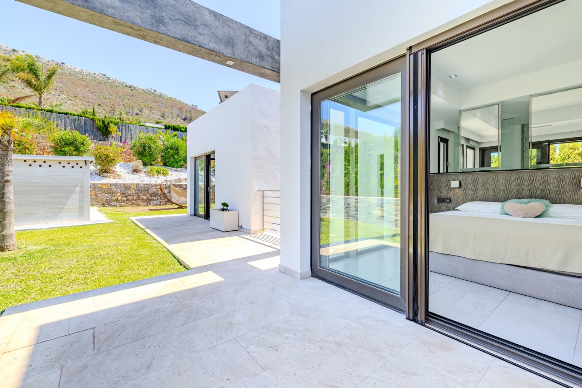 Resale - Villa -
Jávea