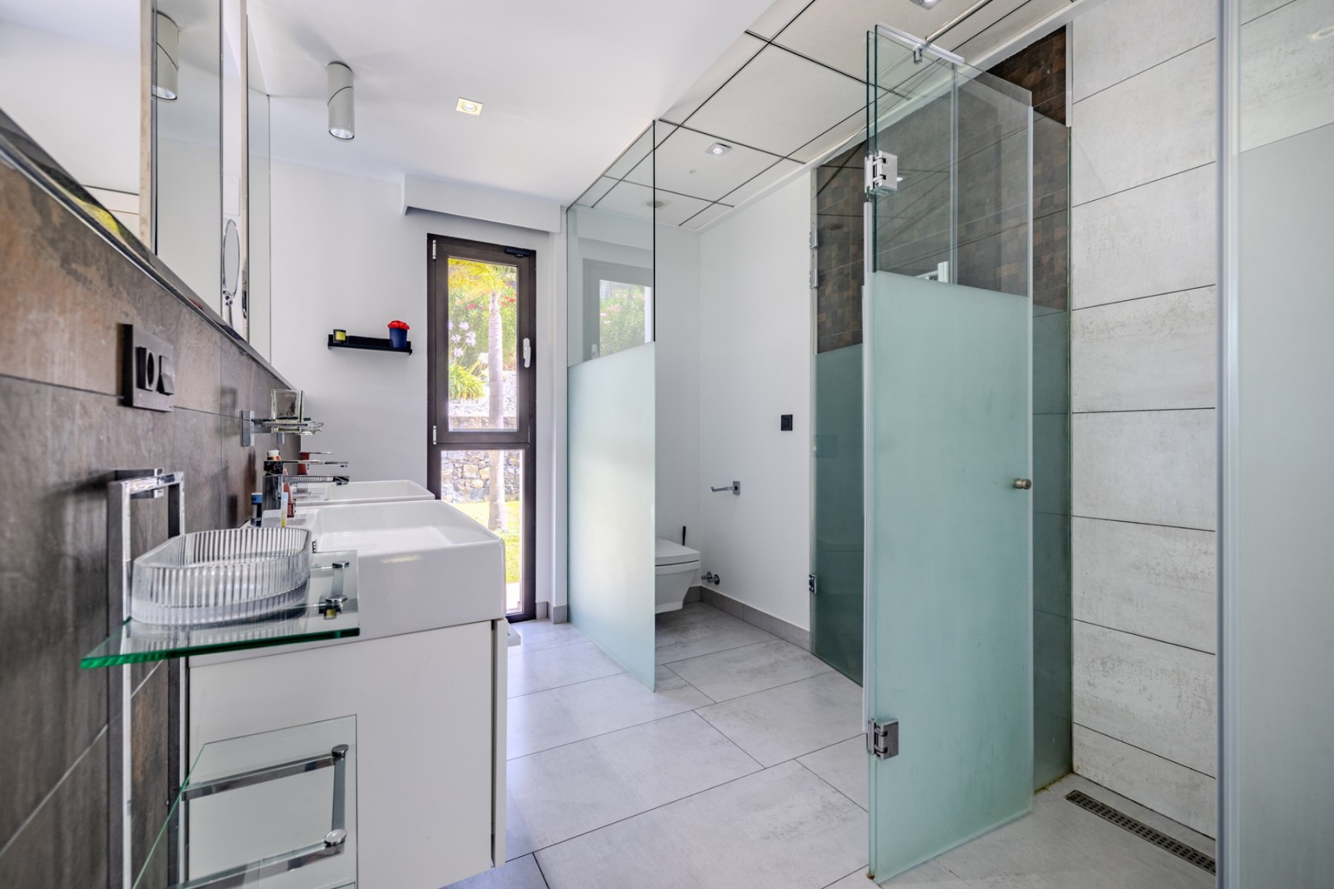 Resale - Villa -
Jávea