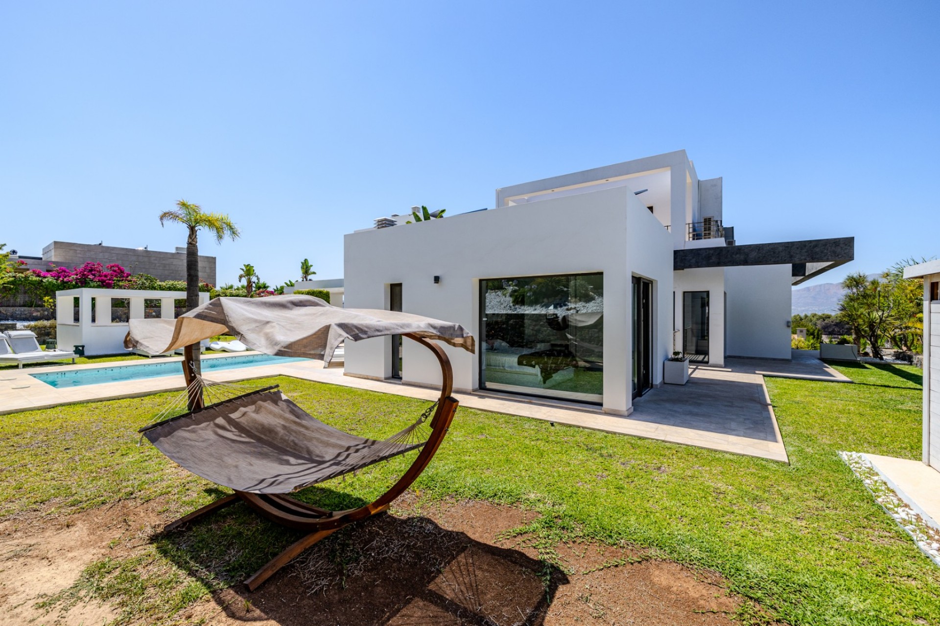 Resale - Villa -
Jávea