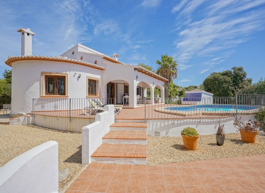 Resale - Villa -
Jávea