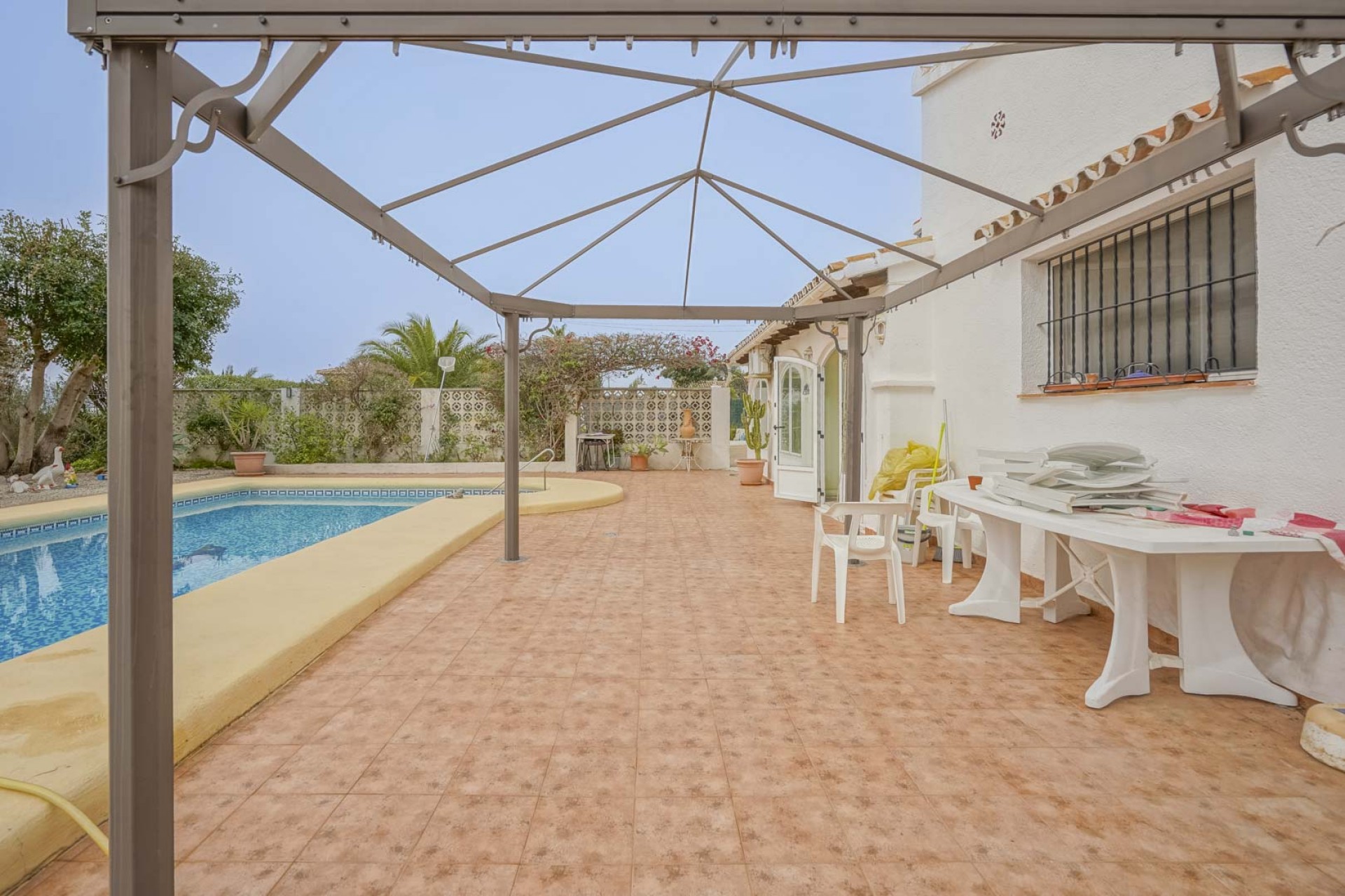 Resale - Villa -
Jávea