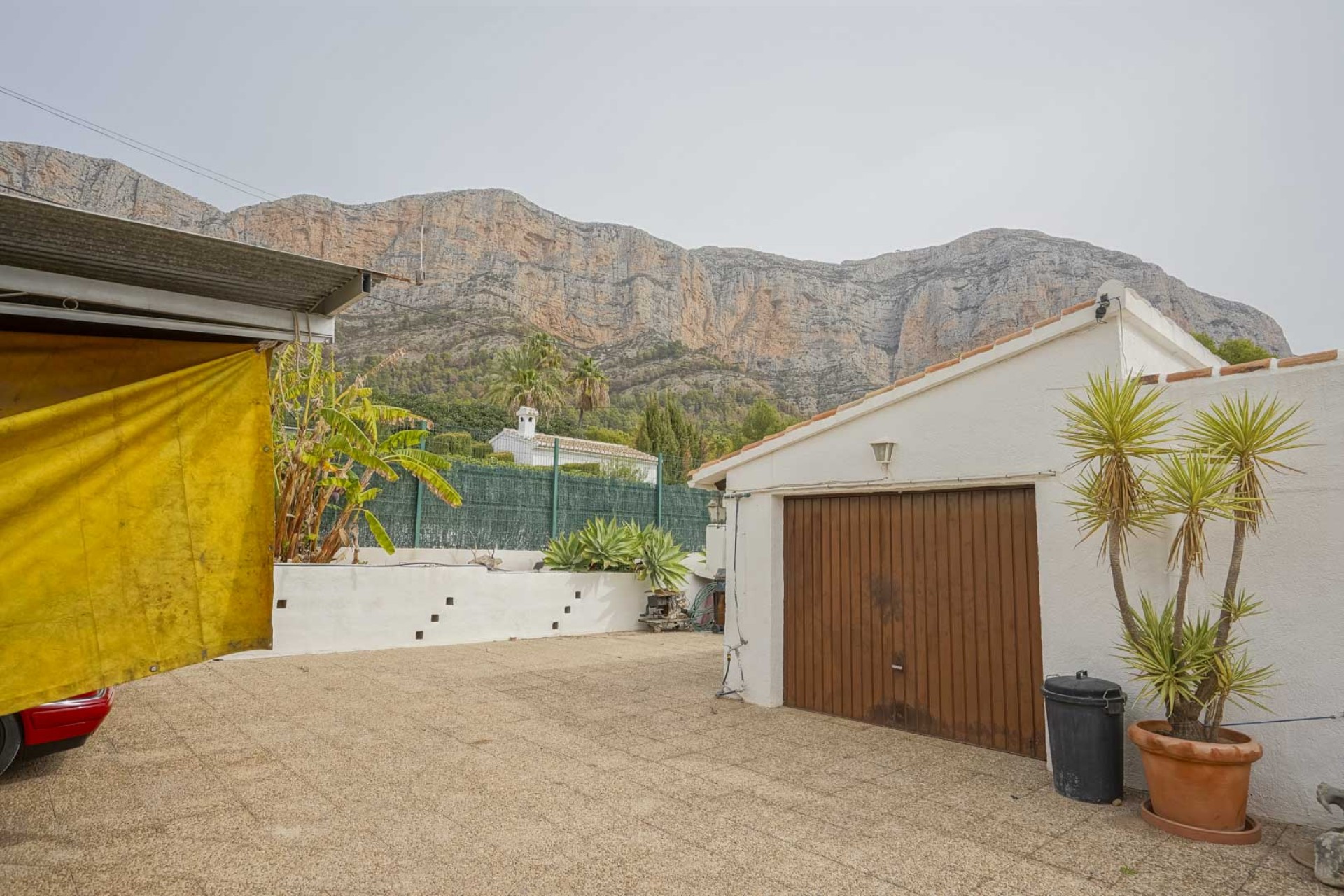 Resale - Villa -
Jávea