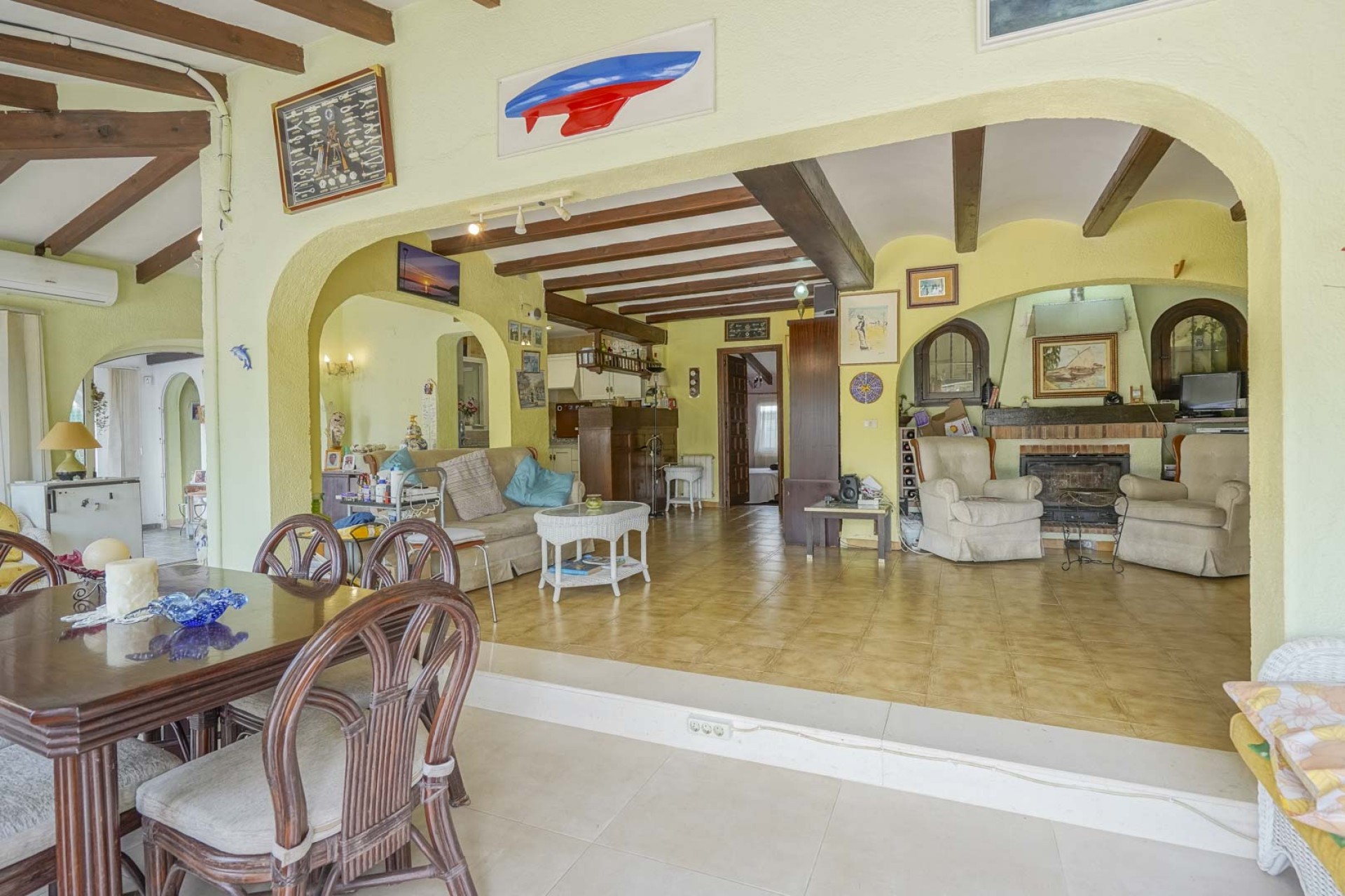 Resale - Villa -
Jávea