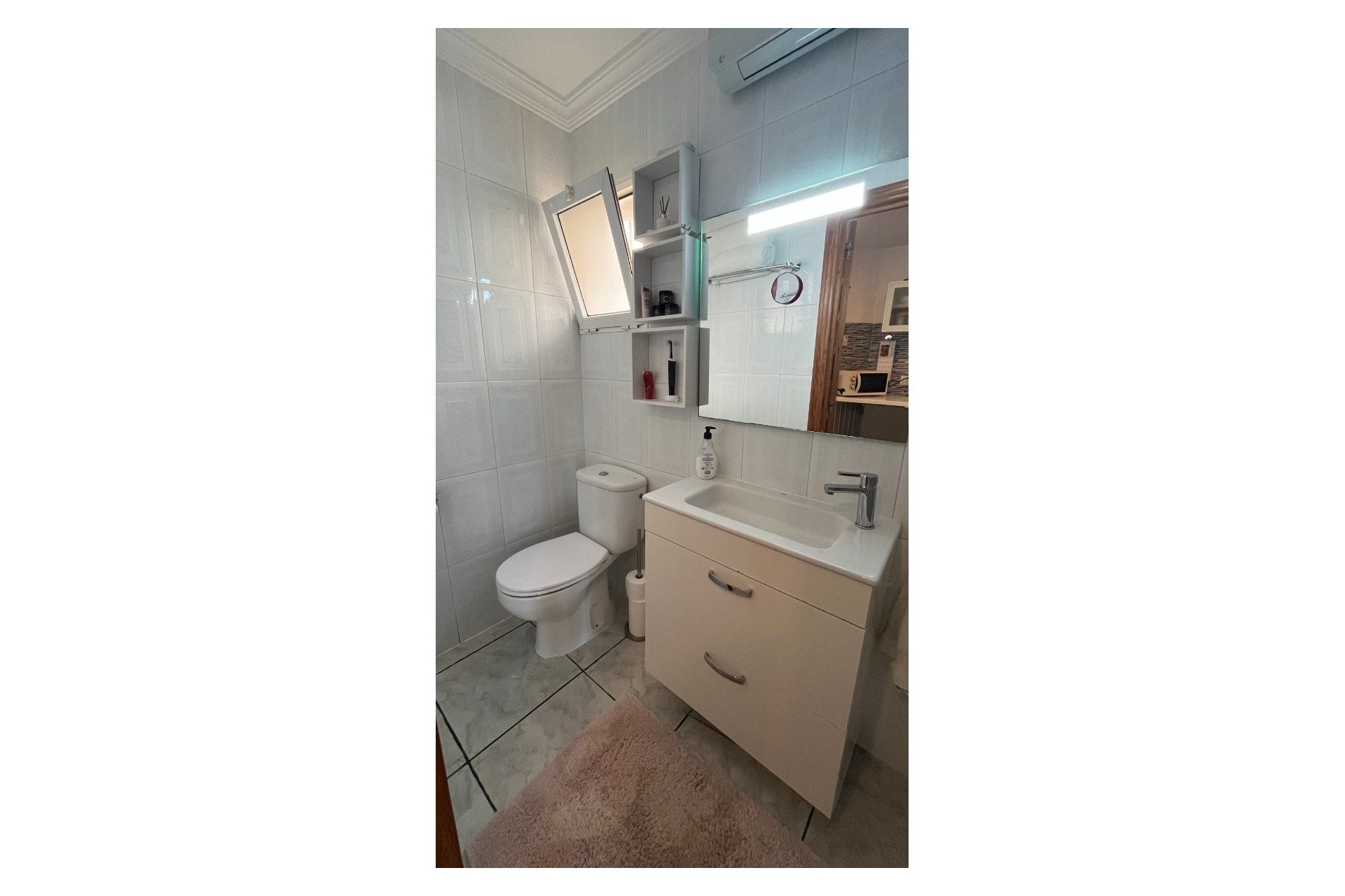 Resale - Villa -
L'Alfàs del Pi - Escandinavia - Cautivador
