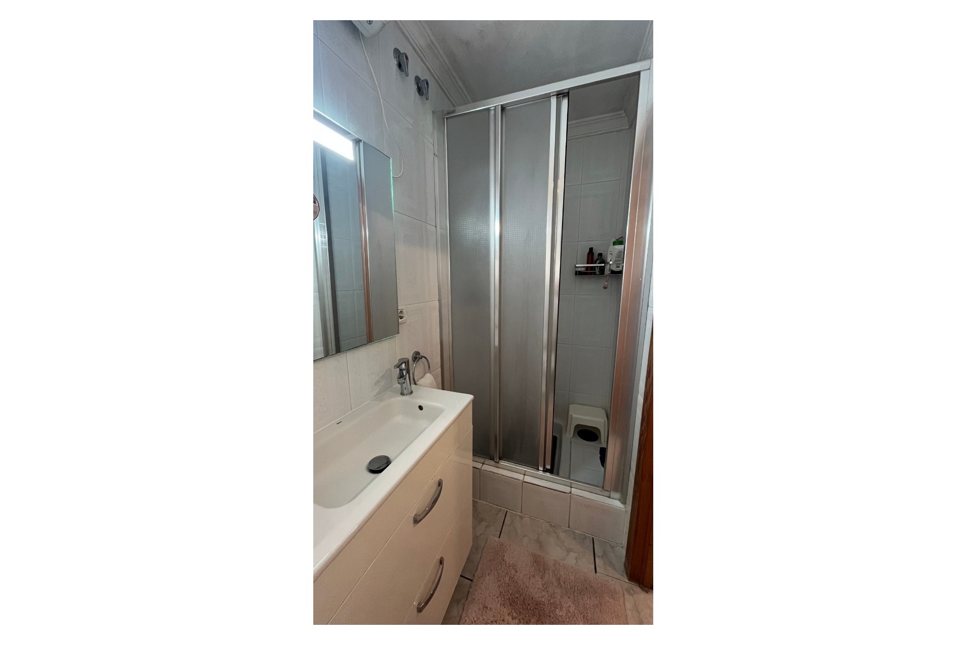 Resale - Villa -
L'Alfàs del Pi - Escandinavia - Cautivador