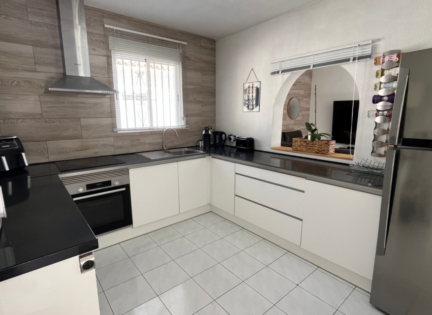 Resale - Villa -
L'Alfàs del Pi - Escandinavia - Cautivador