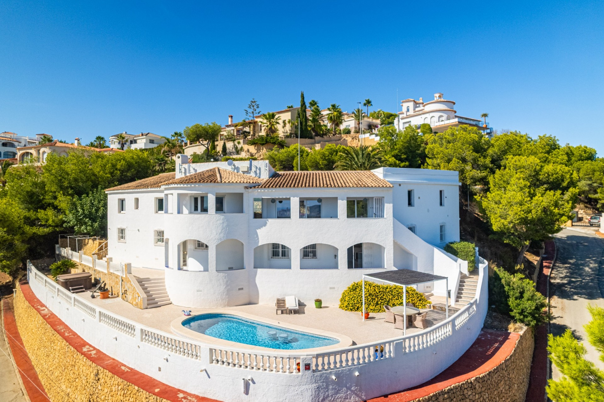 Resale - Villa -
L'Alfàs del Pi - Escandinavia - Cautivador