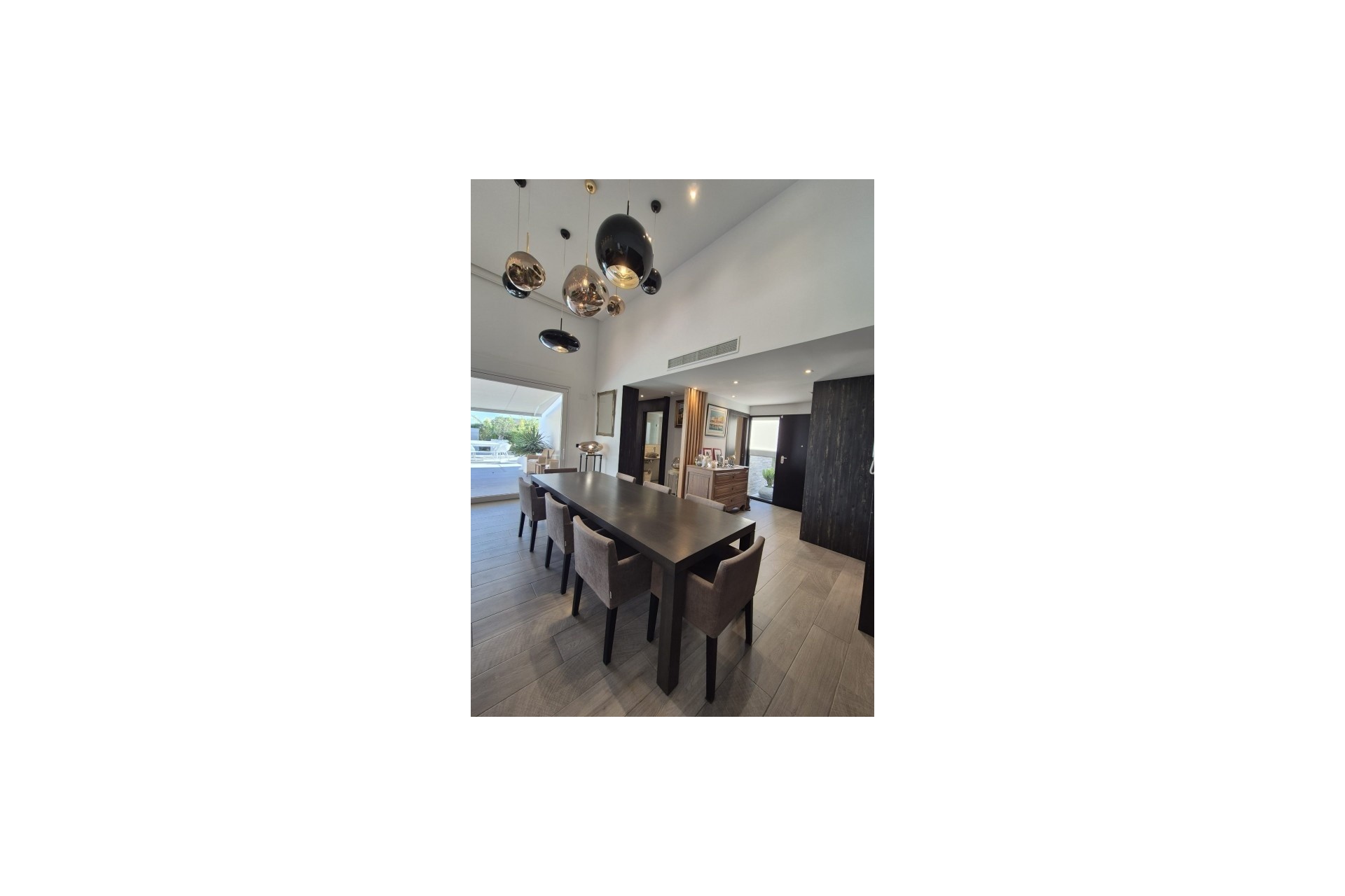 Resale - Villa -
La Finca Golf