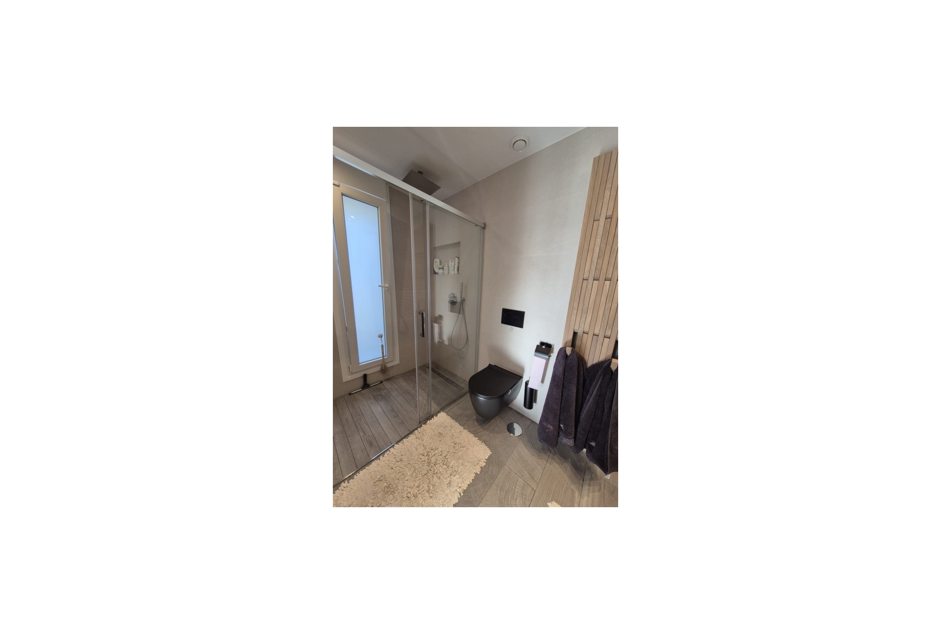 Resale - Villa -
La Finca Golf