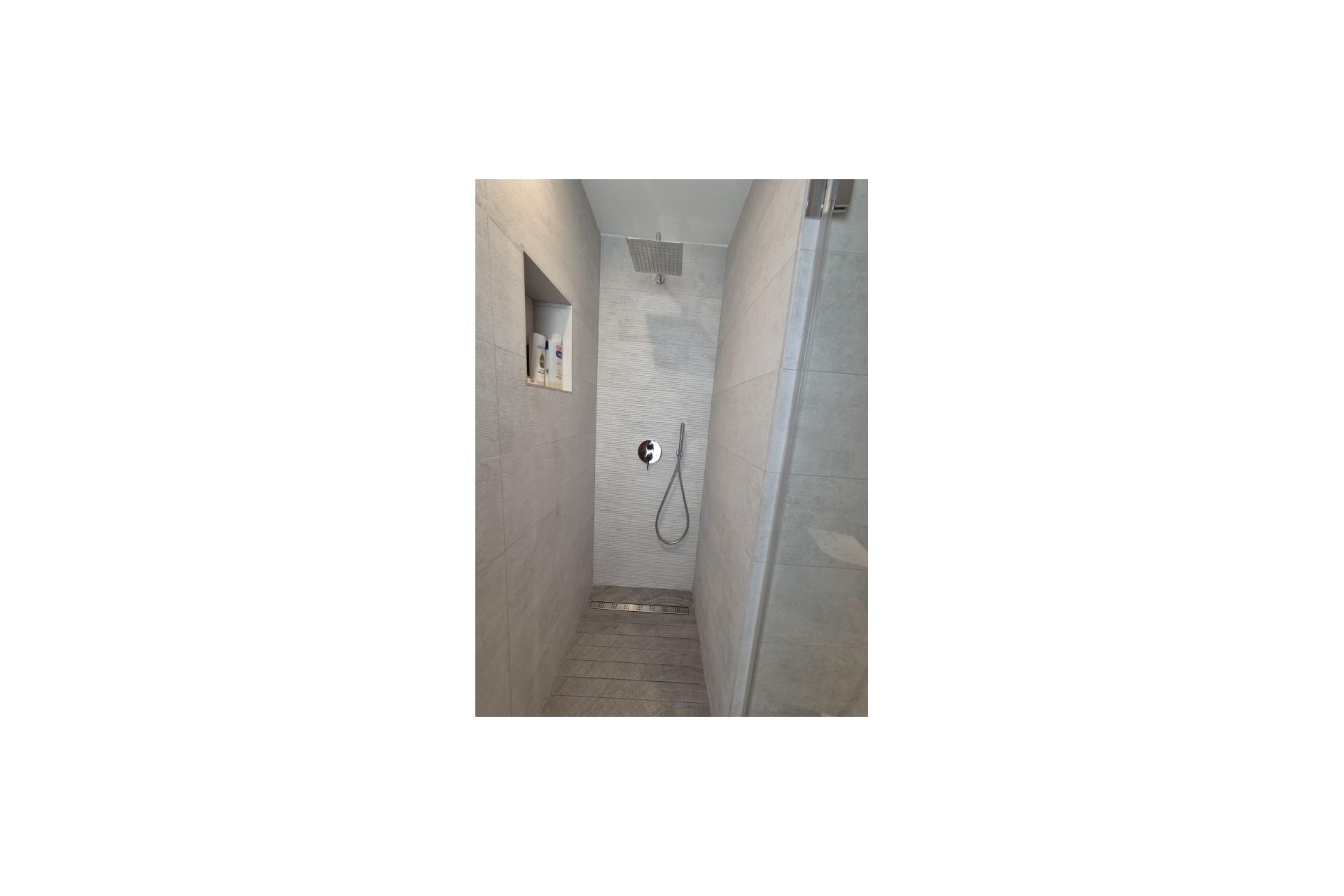 Resale - Villa -
La Finca Golf