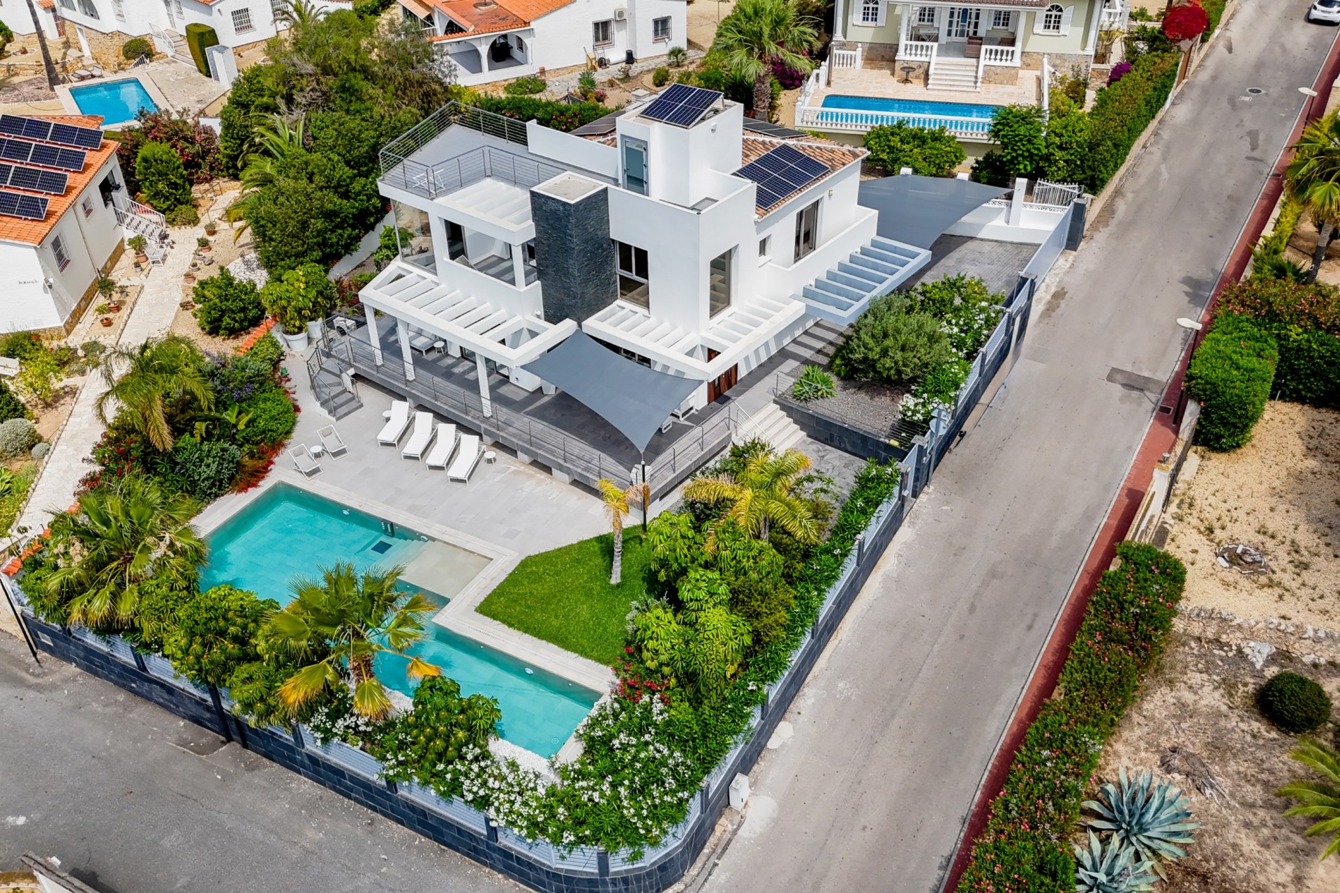 Resale - Villa -
La Nucía - Coloma