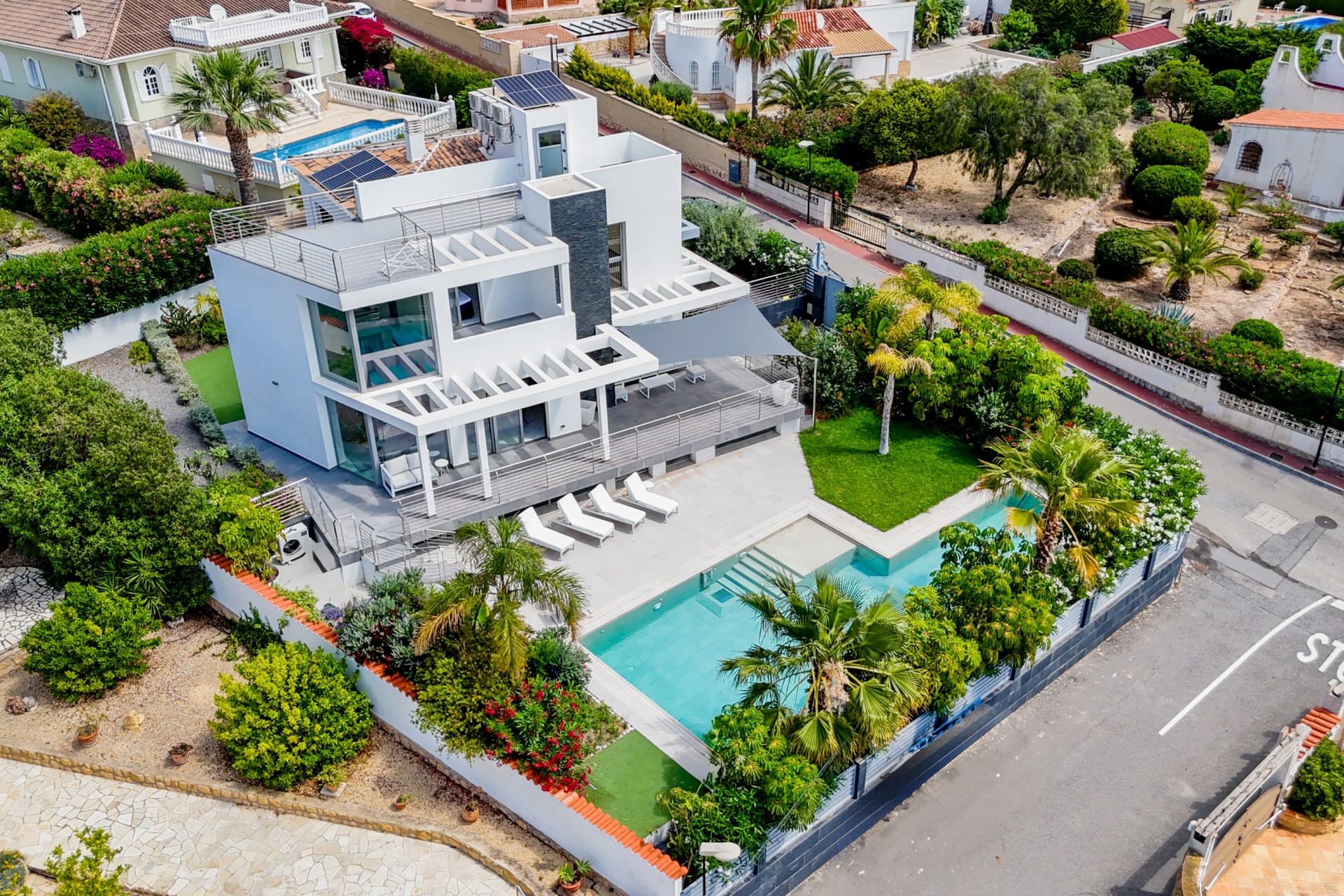 Resale - Villa -
La Nucía - Coloma