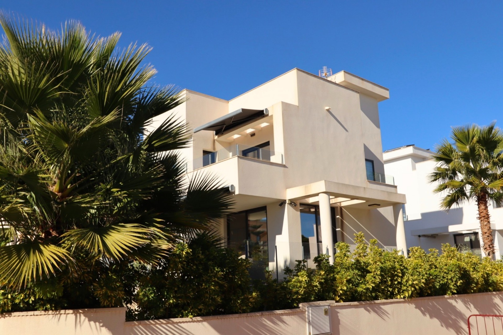 Resale - Villa -
La Nucía - Coloma