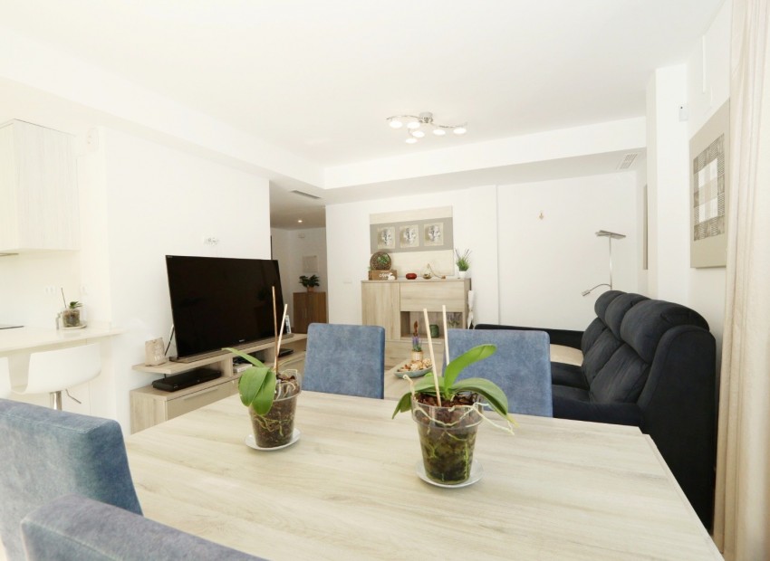 Resale - Villa -
La Nucía - Coloma