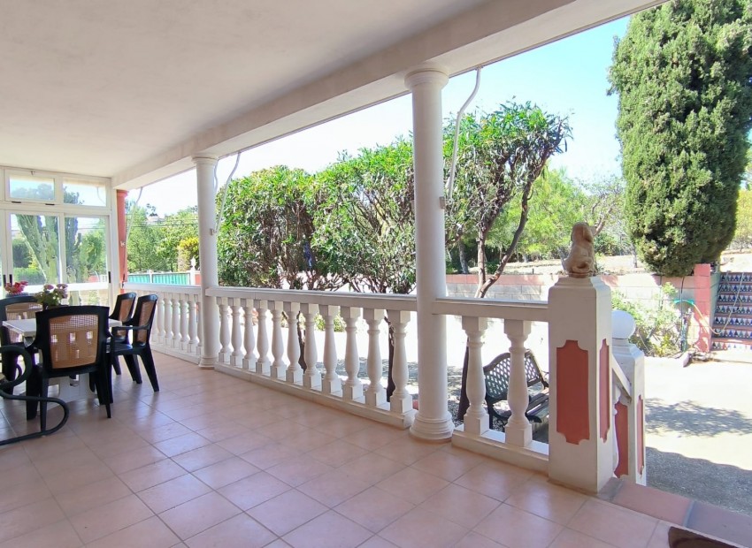 Resale - Villa -
La Nucía - Coloma
