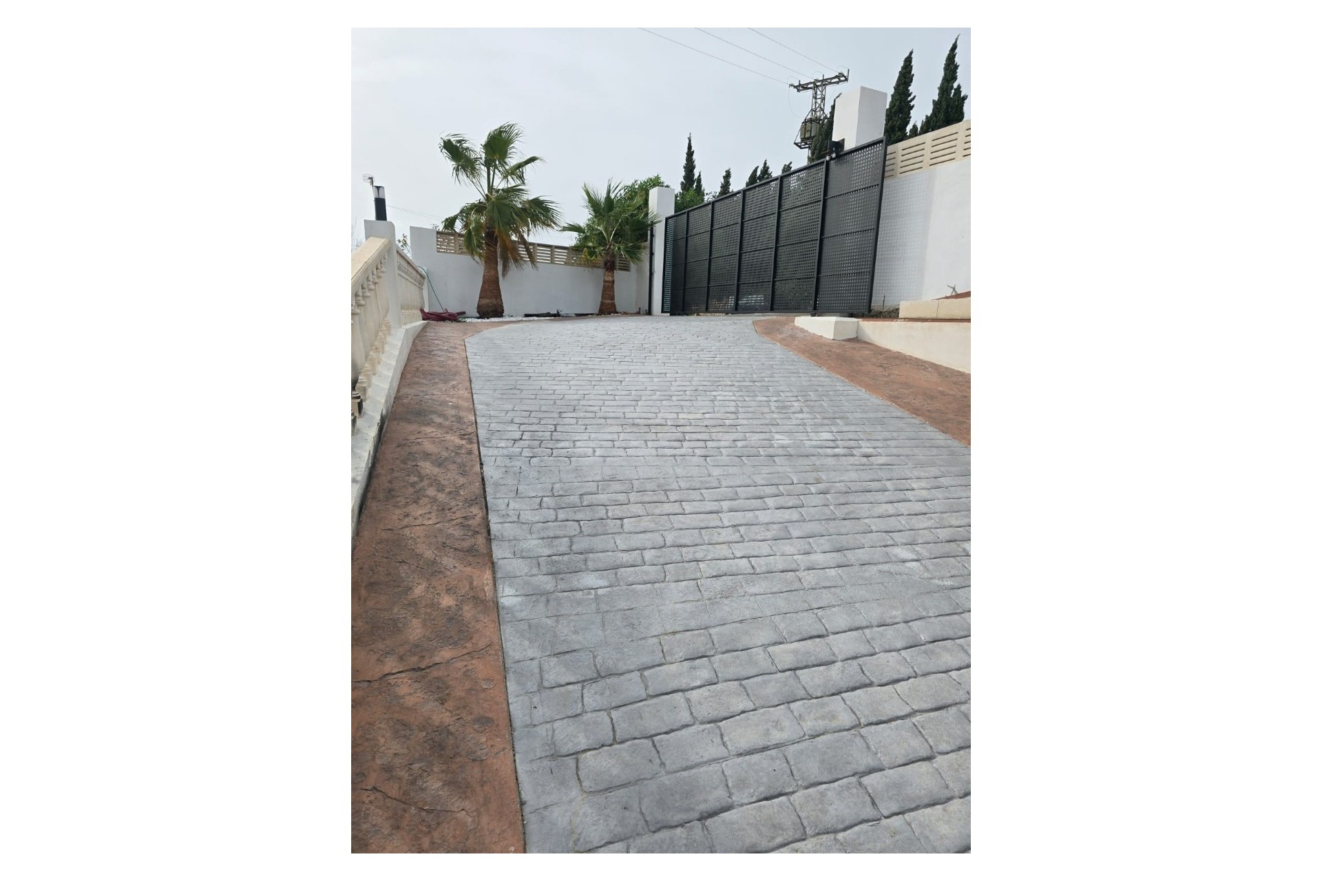 Resale - Villa -
La Nucía - La Colina