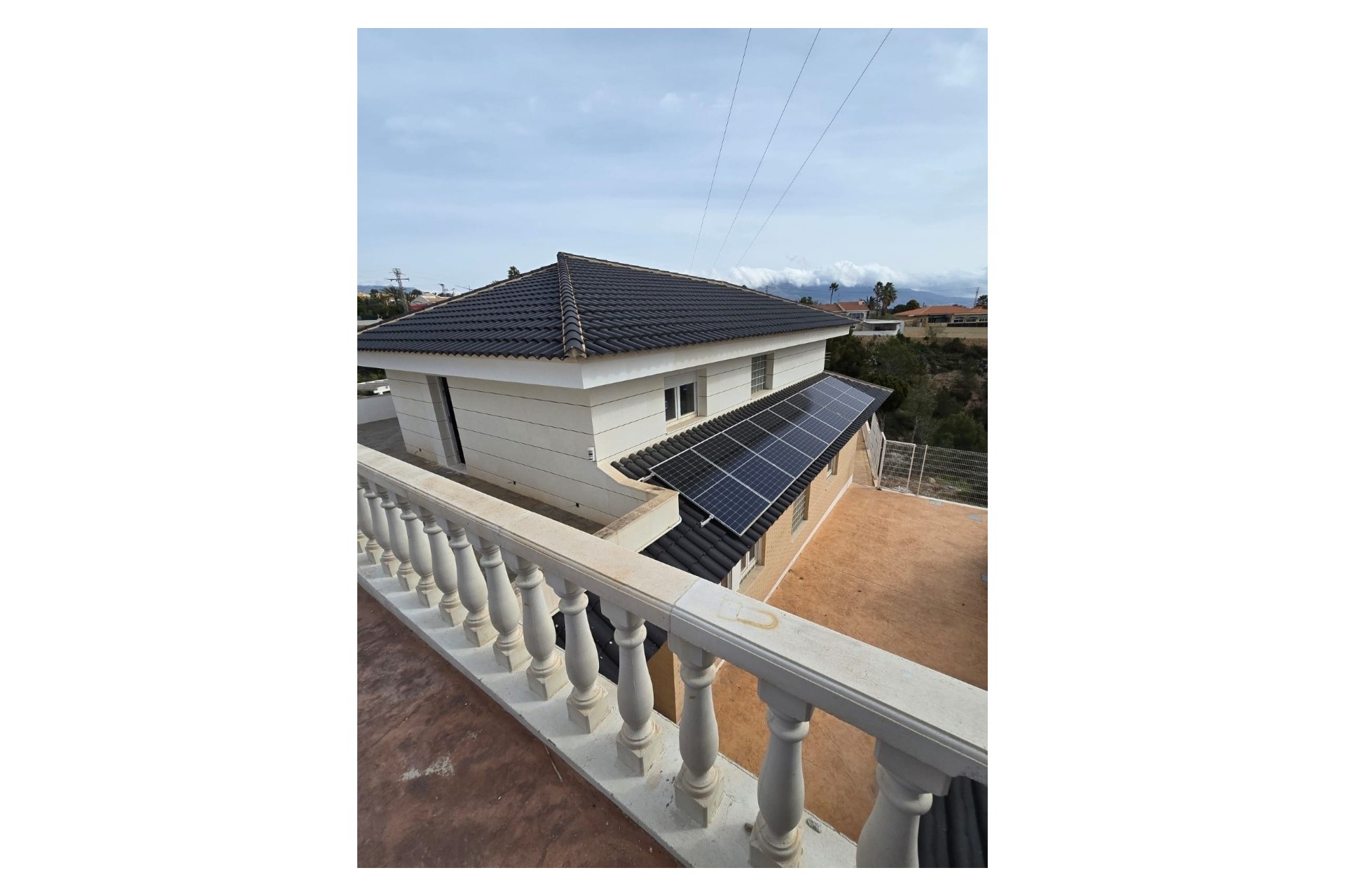 Resale - Villa -
La Nucía - La Colina