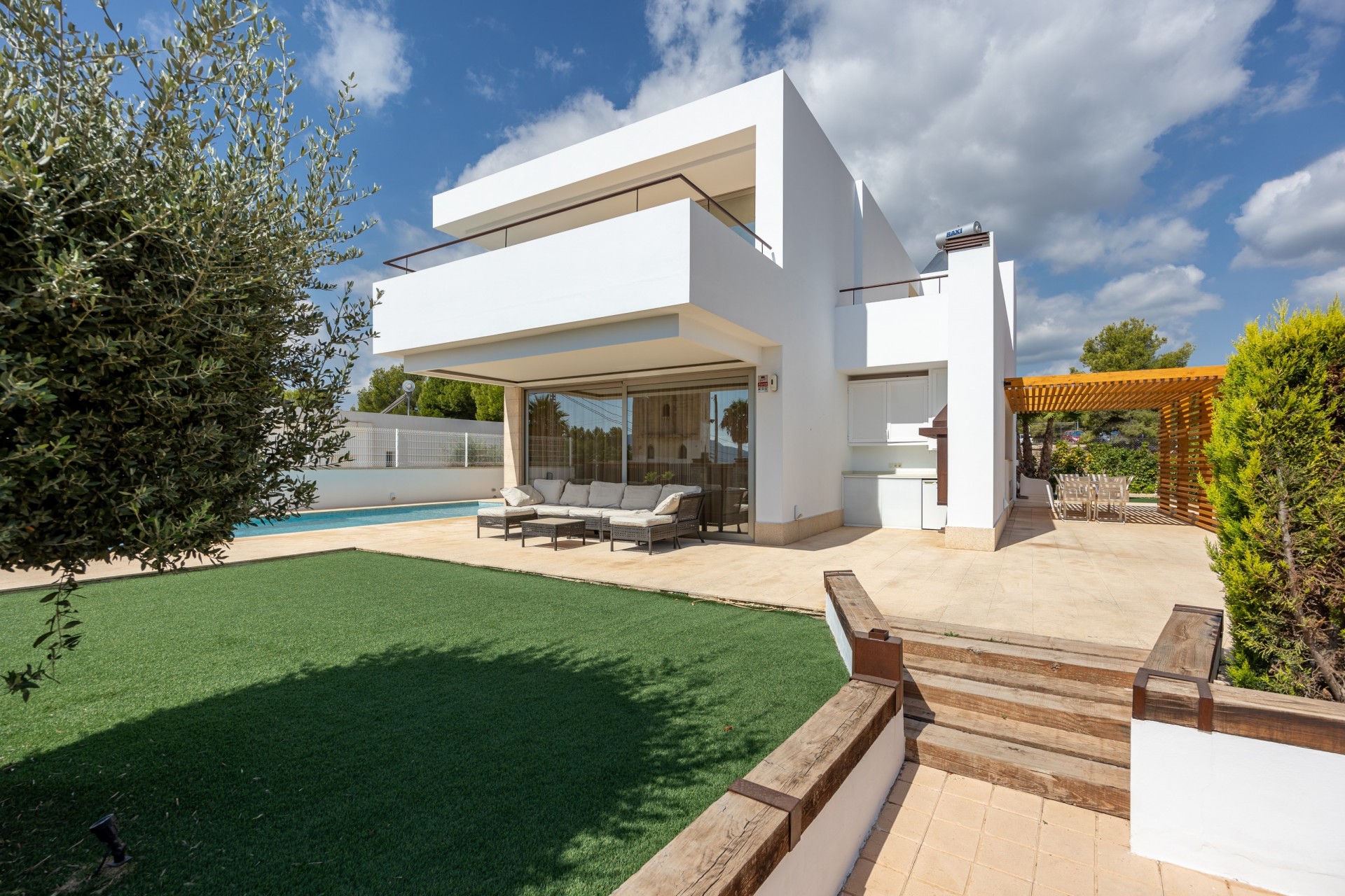 Resale - Villa -
La Nucía - La Nucia Pueblo