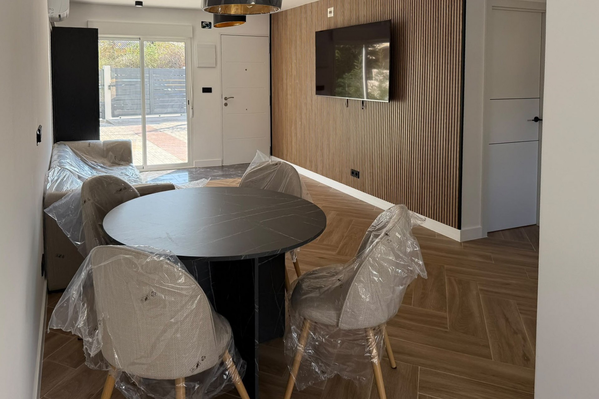 Resale - Villa -
La Nucía - Nucia Park