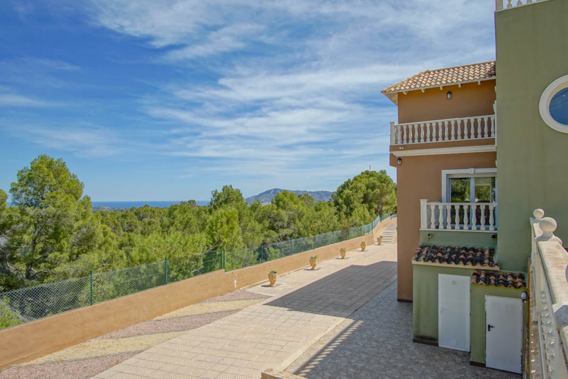 Resale - Villa -
La Nucía - Sierra Verde