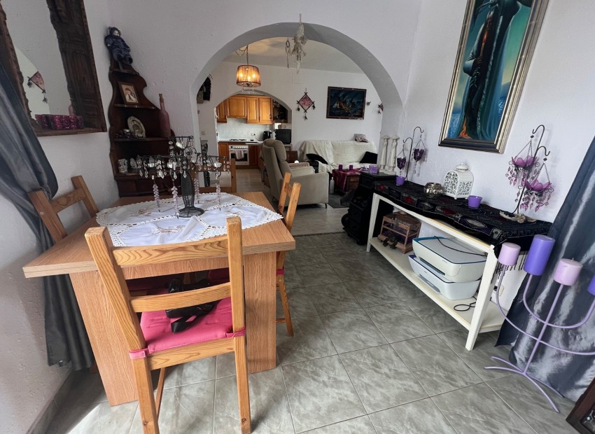 Resale - Villa -
La Nucía