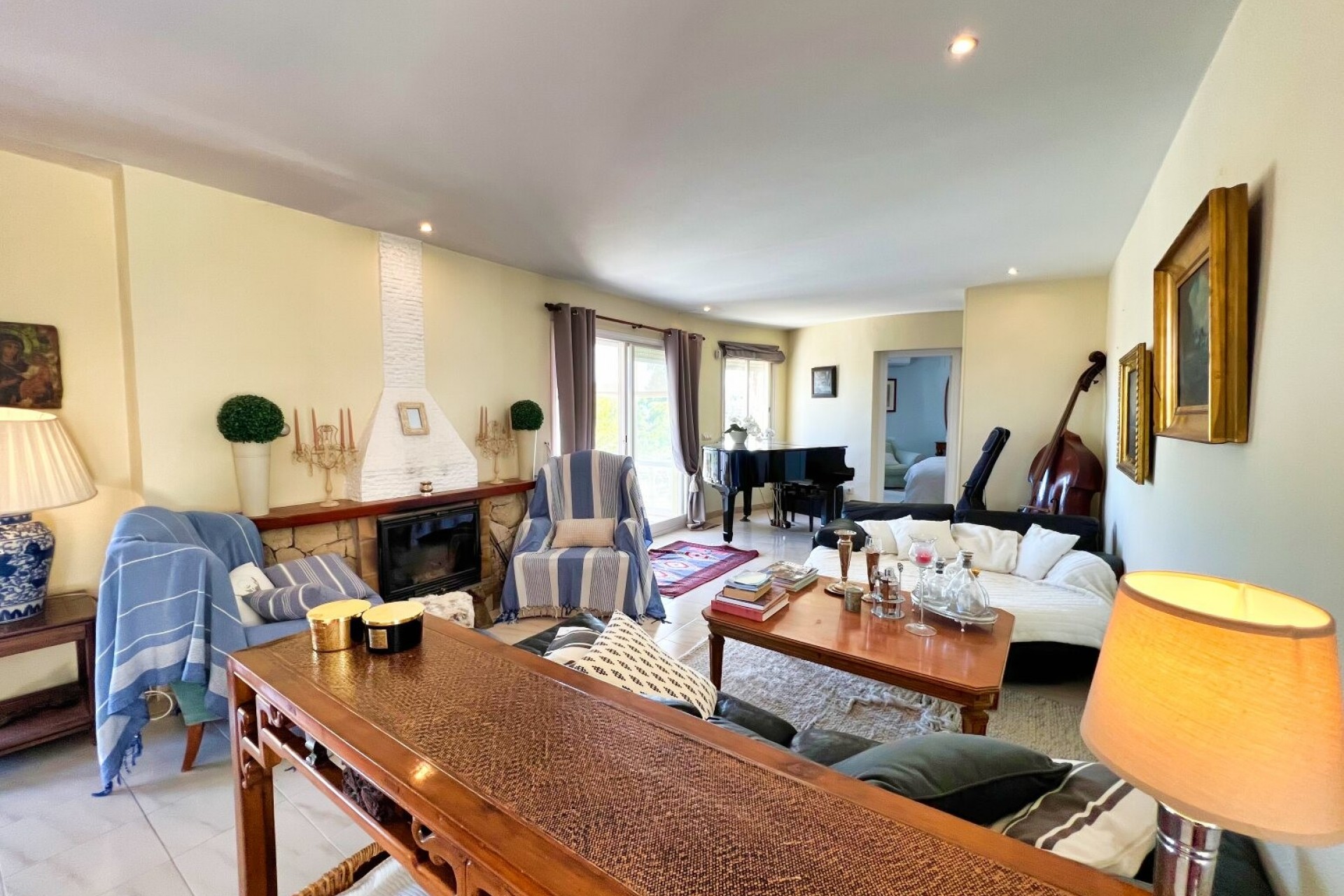 Resale - Villa -
La Nucía