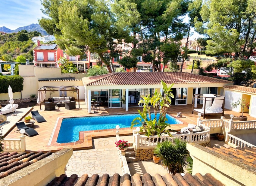 Resale - Villa -
La Nucía