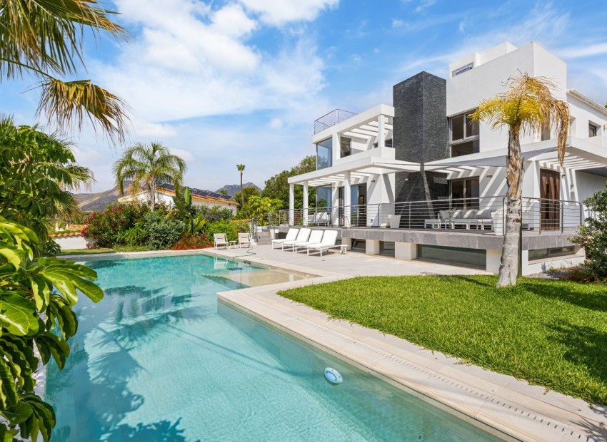 Resale - Villa -
La Nucía
