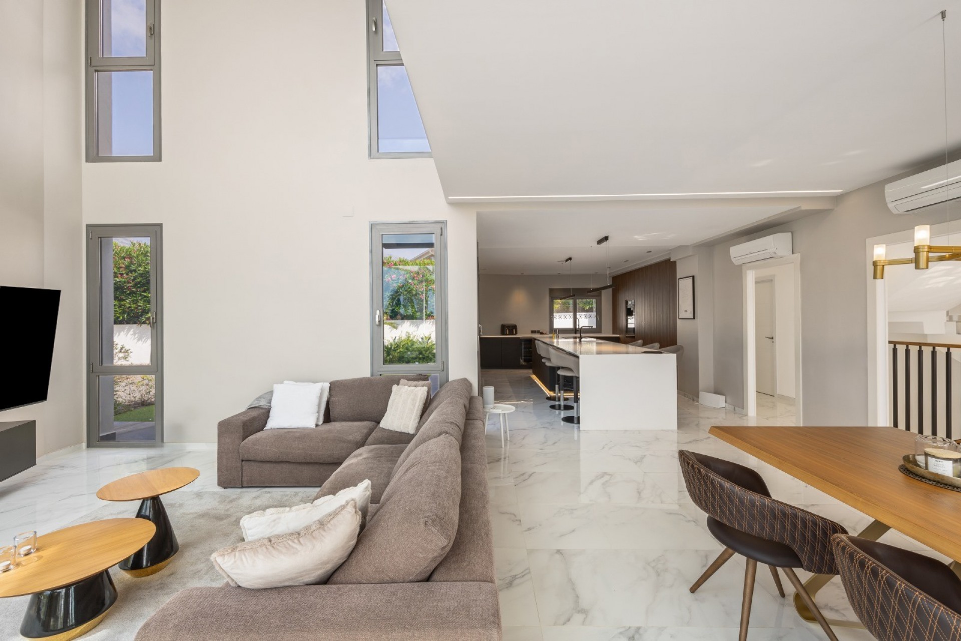 Resale - Villa -
La Nucía