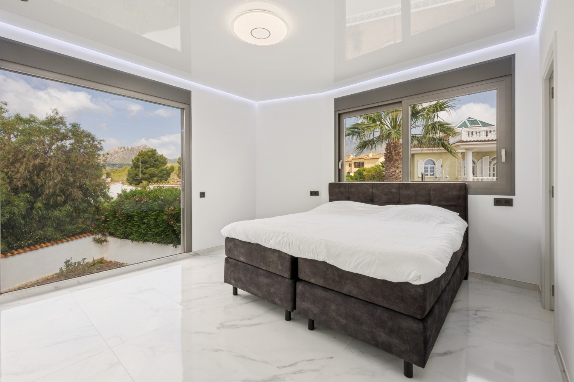 Resale - Villa -
La Nucía