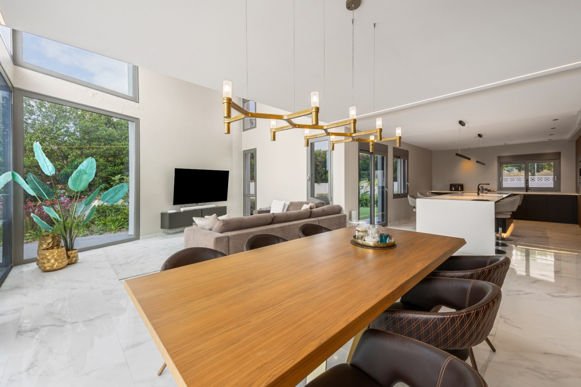 Resale - Villa -
La Nucía