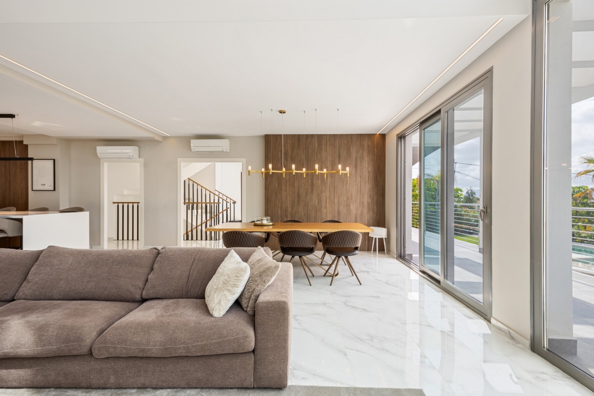 Resale - Villa -
La Nucía