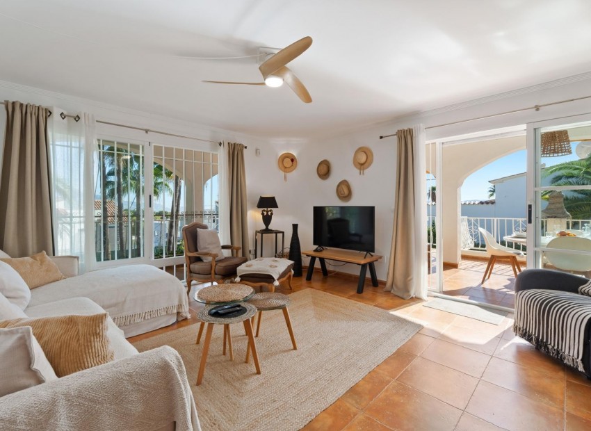 Resale - Villa -
La Nucía