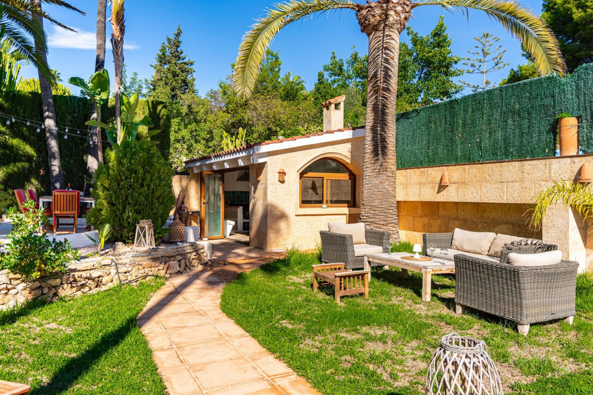 Resale - Villa -
La Nucía