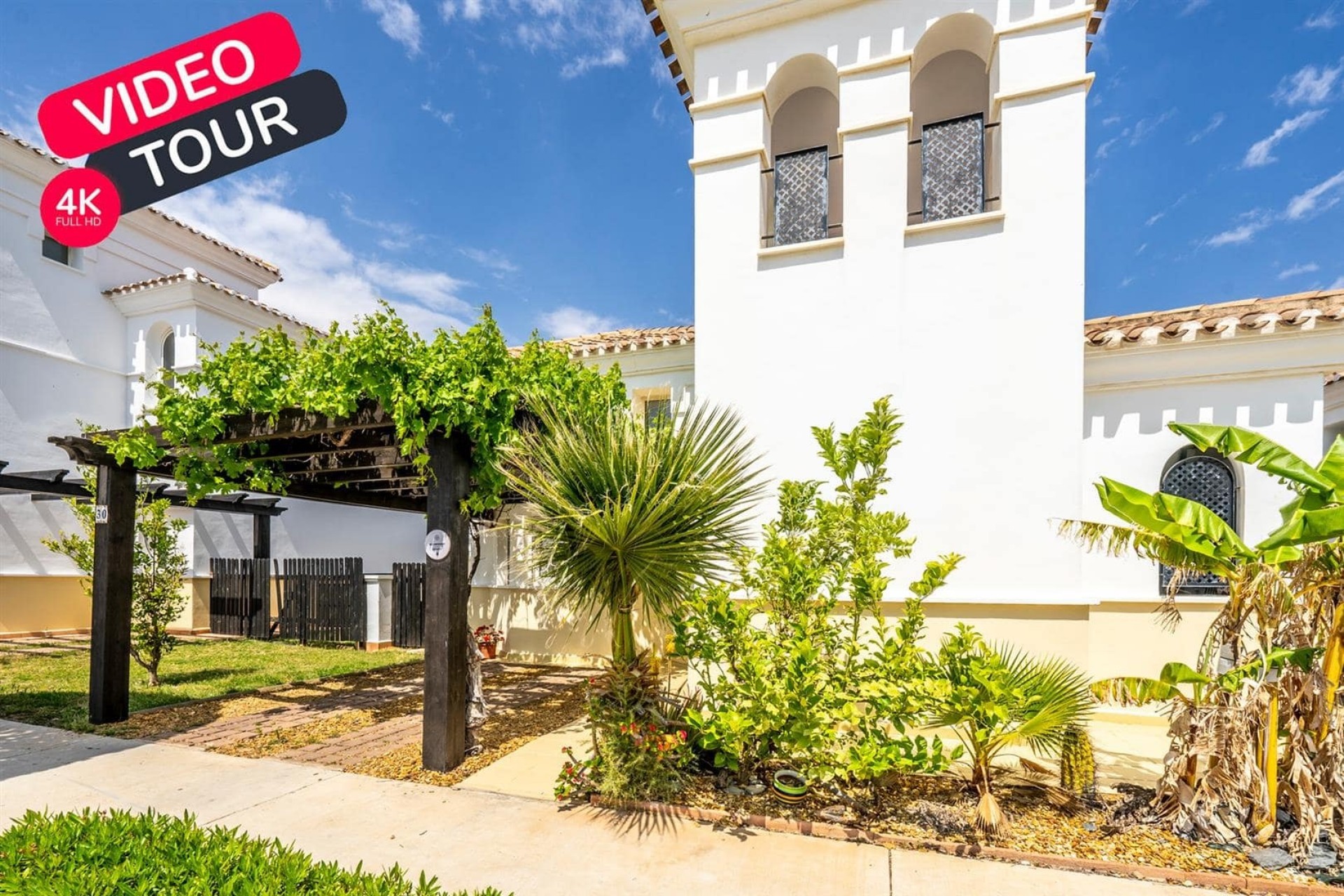 Resale - Villa -
La Torre Golf Resort